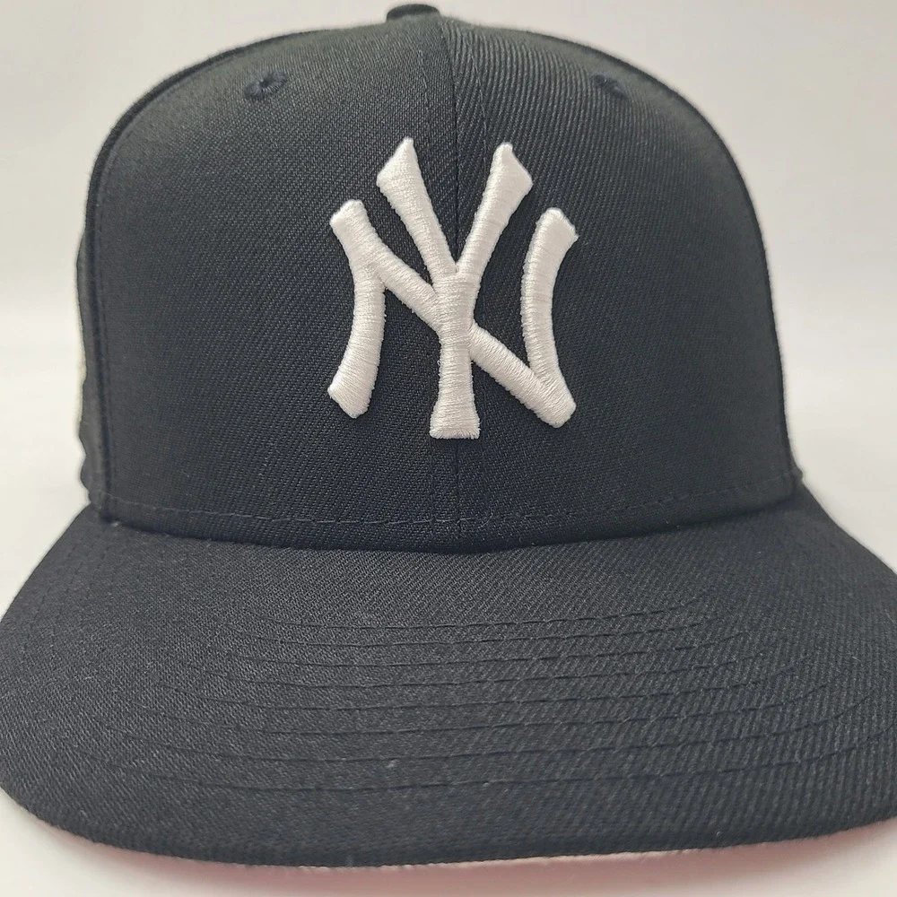 New York Yankees Hat Fitted 7‎ 1/2 New Era 59Fifty Black Pink 1999 World Series